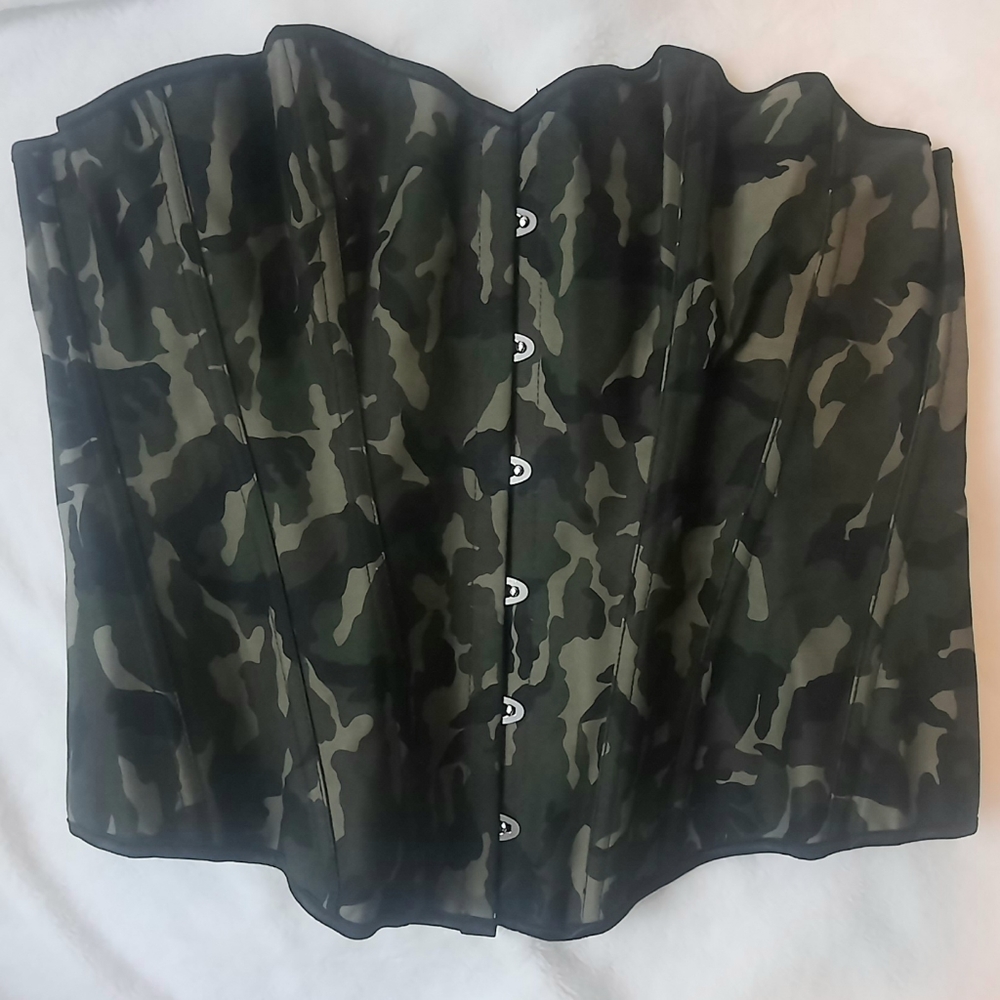 Camouflage corset - Picture 2 of 3